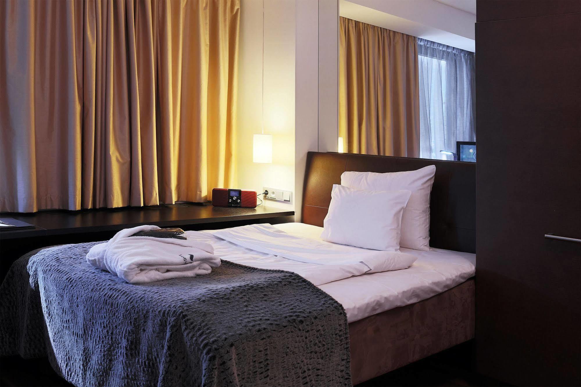 Langvik Congress Wellness Hotel Kirkkonummi Zewnętrze zdjęcie